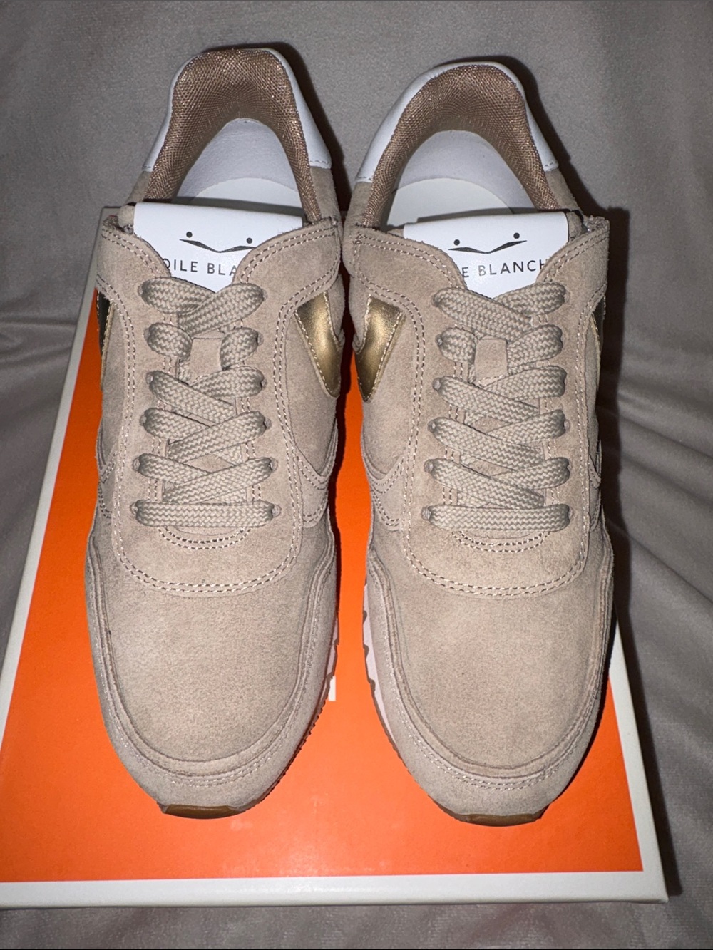 NWT VOILE BLANCHE JULIA Suede Sneaker in Beige - Platino - Picture 9 of 16